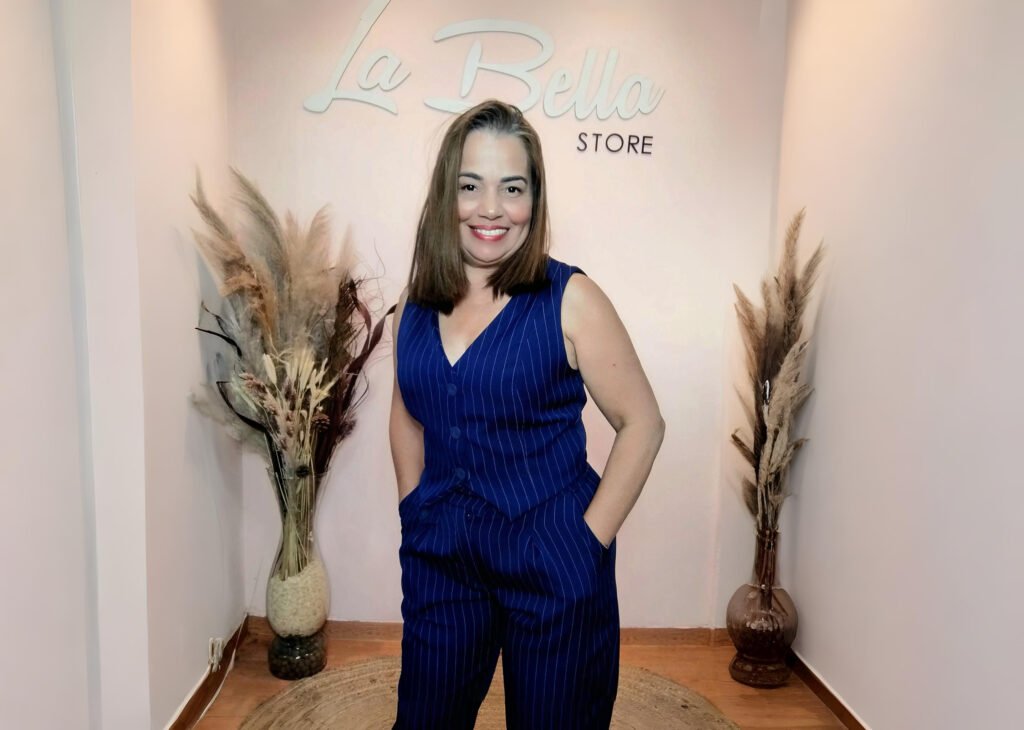 Básico Nunca Mais: O Colete Que Transformou o Estilo das Mulheres Elegantes!